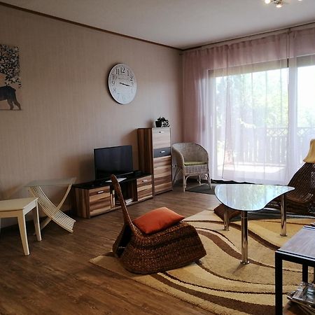 Haus Mohr - Ferienwohnung Im Taunus Weilmunster Luaran gambar