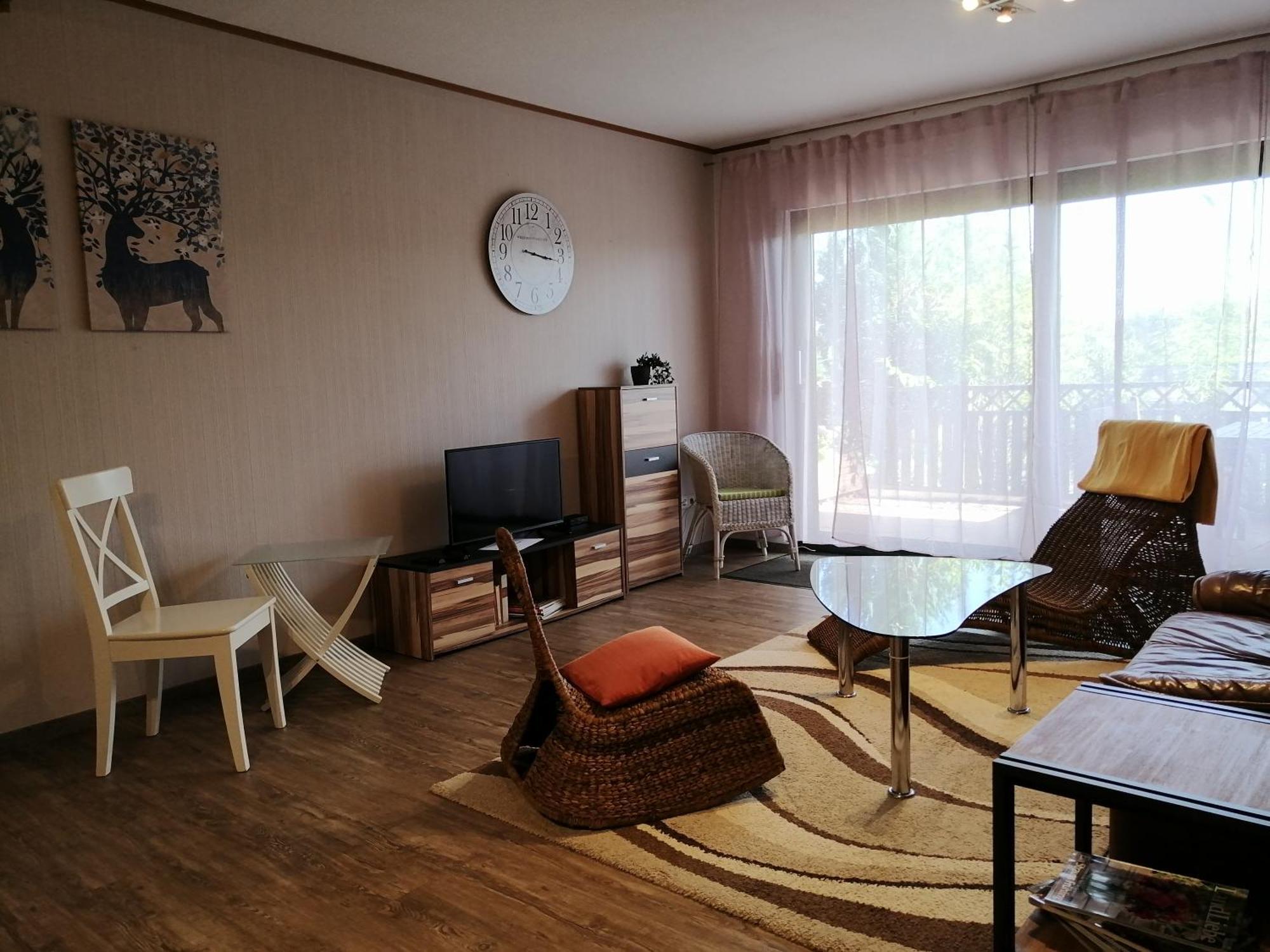 Haus Mohr - Ferienwohnung Im Taunus Weilmunster Luaran gambar
