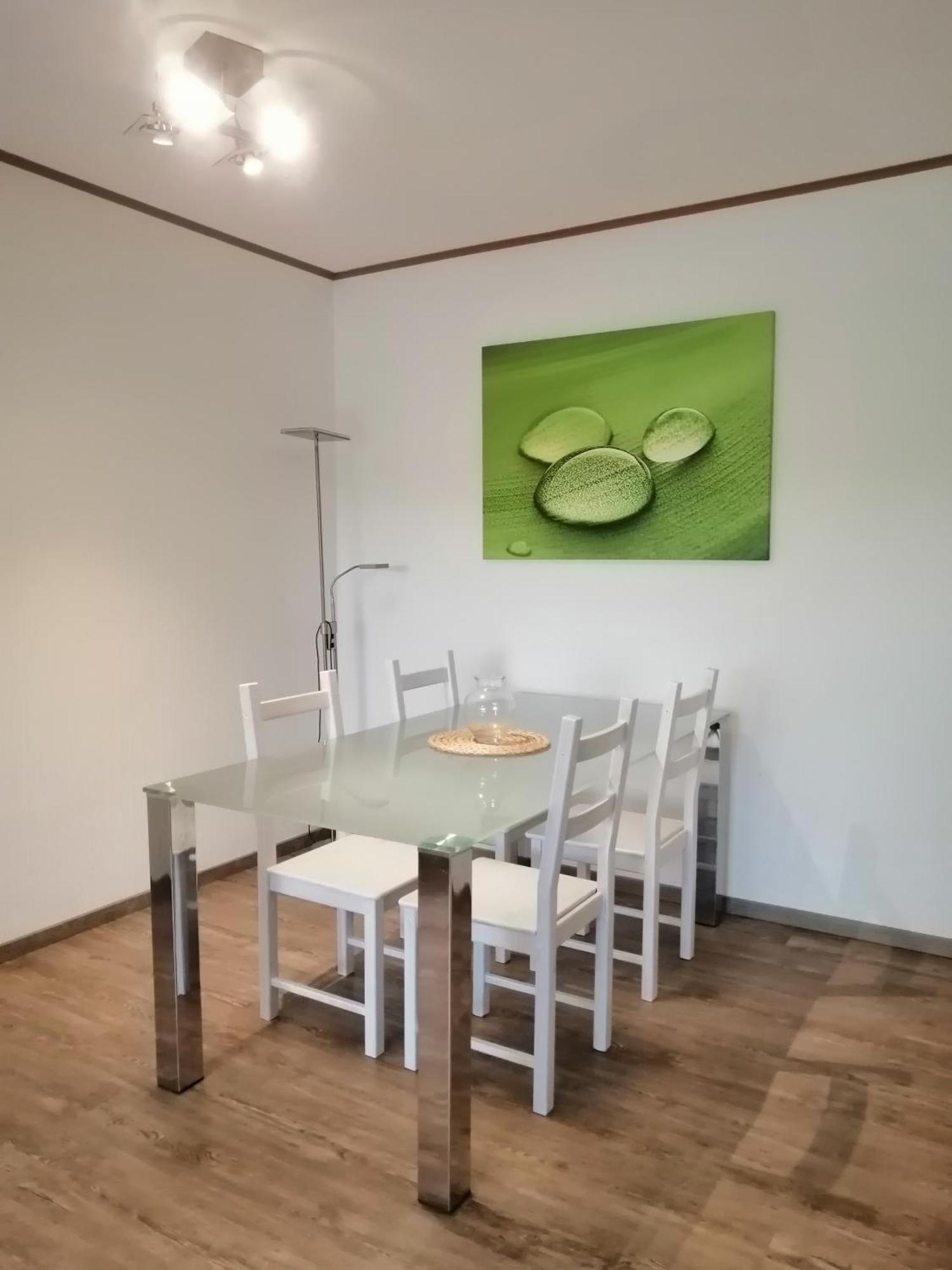 Haus Mohr - Ferienwohnung Im Taunus Weilmunster Luaran gambar